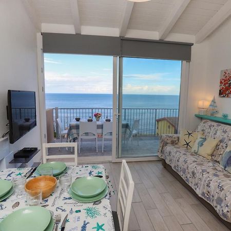 Barbara'S House - Sardinia Apartment Castelsardo Bagian luar foto