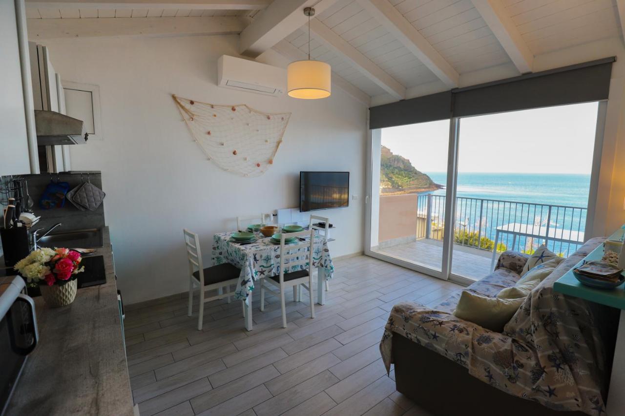 Barbara'S House - Sardinia Apartment Castelsardo Bagian luar foto